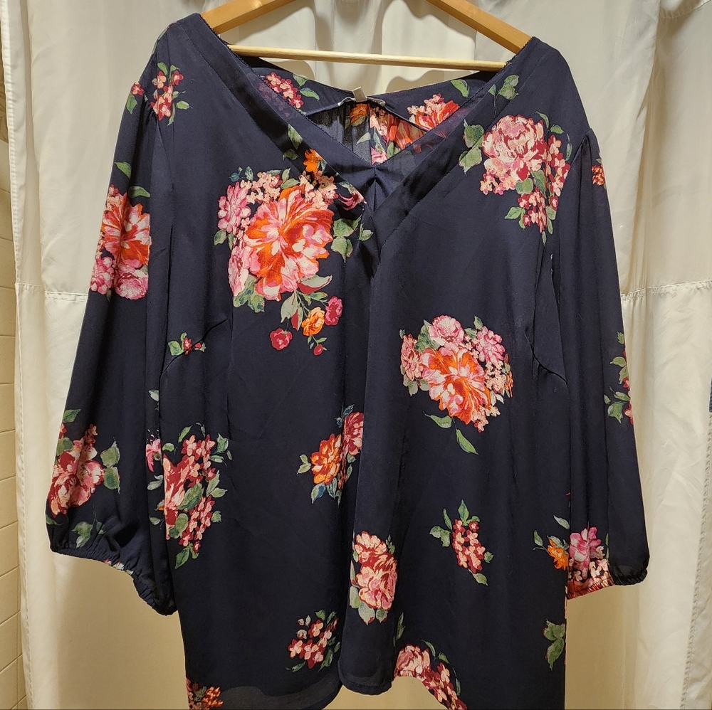 Flowy Floral Blouse